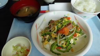 那覇空港内のグルメ。