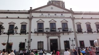 タイル画が素敵です。