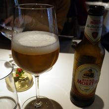 イタリアビール（モレッティ） ￥８００− 