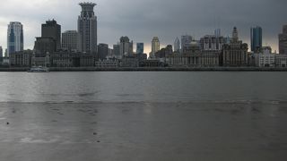 外灘の眺めは濱江花園から