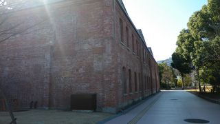 品の良い器に囲まれてウットリ