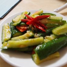 箸休めに注文したきゅうり。いいね！