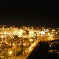 夜景はこんな感じ。