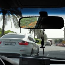 タクシー車内　メーター料金なので安心。