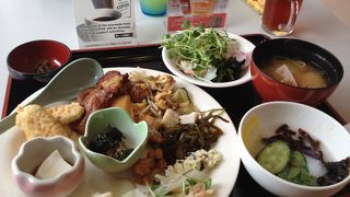 レストランのバイキングが美味しかった