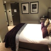 ベッドはクイーンサイズでした