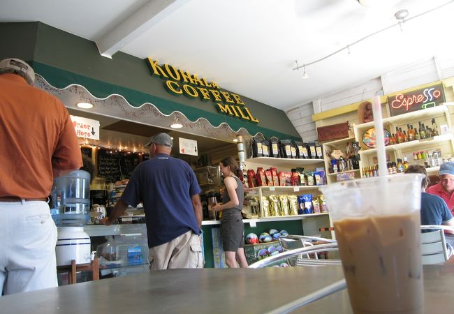 ドライブ休憩にホットするコーヒーを。