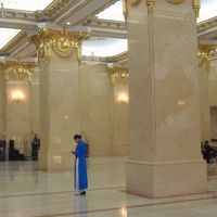 ゴルフバック持参の韓国人も多数