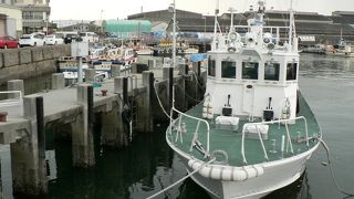JR関西本線富田浜駅から徒歩15分の四日市港（よっかいちこう）