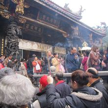 旧正月。大混雑