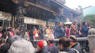 人の集まるお寺