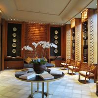 メインパビリオンのライブラリ。美しい写真集を観たり読書。