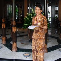 Taman Sariのマネージャ。色々と相談に乗ってくれる