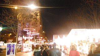 クリスマスのイルミネーションが奇麗