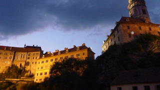 夜は夜で良い感じです