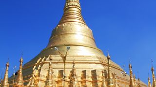 シングッダヤの丘にそびえるヤンゴンの象徴、シュエダゴォン・パヤー