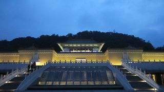 夜のライトアップが幻想的