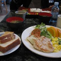 朝食アメリカンがおとくです。