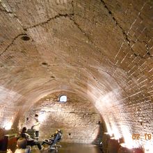 窯の内部!　とにかく大きい。