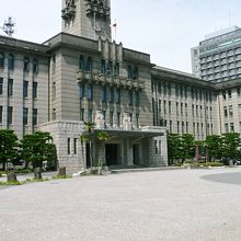 京都市役所周辺の光景