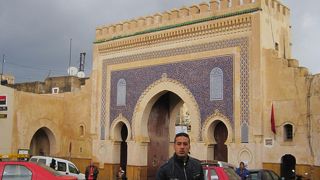 フェズのメディナ観光の場合はここから。