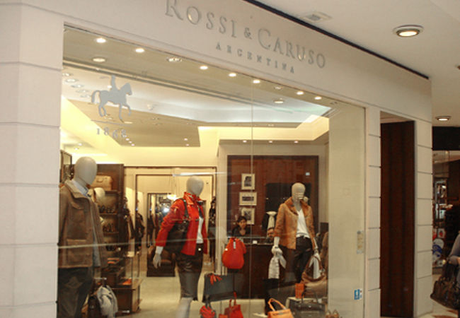 ロッシ & カルーソ (ガレリアス パシフィコ店)