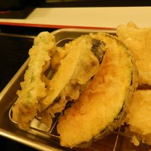 基本の天ぷら（どの定食にも付くもの）