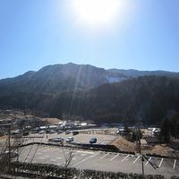 山の中なので静か