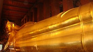 ここに来たら足裏マッサージ