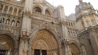 トレドカテドラル　宝物庫にも行ってね