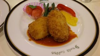 イノダ全店の中で最も洋食が充実しているお店