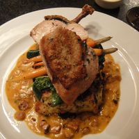 外出せず、そのままホテルのレストランで夕食をすませる。