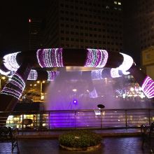 Fountain of Wealth（財富之泉）噴水広場
