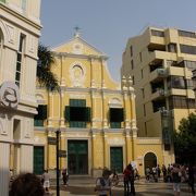聖ドミニコ教会がある広場