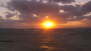 夕陽に別れを告げて