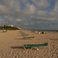 ホテル前のビーチ