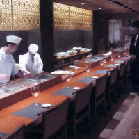 全て日本人です。