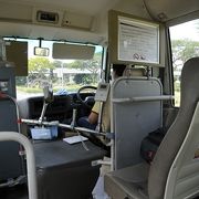チャンギ国際空港⇔マレーシアのジョホール・バルを往復するミニバス