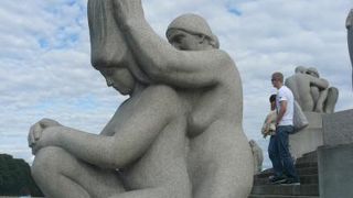 癒されるユニークな彫刻たちがいっぱい