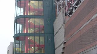 平日昼は混みます