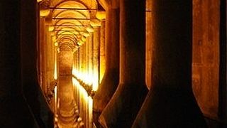 秘密めいた地下宮殿の正体は、４～６世紀に造られた貯水池