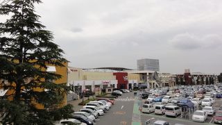 平日は駐車場も空いてます。