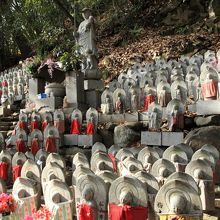 裏から入っちゃいました。