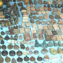 一番多いのが小仏像です