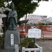 南海上町線「北畠駅」から徒歩約１０分の阿部野神社（あべのじんじゃ）