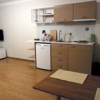 キチネットとダイニング