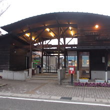 駅舎の外観