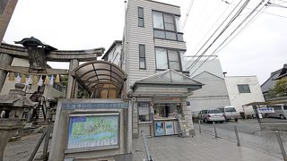 足腰が悪くなければ上りだけで十分．上からは千光寺などを見ながら降りてくるとよい