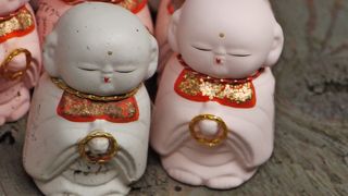 千光寺の小さなかわいいお地蔵さん．