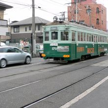懐かしいちんちん電車が見られる帝塚山周辺